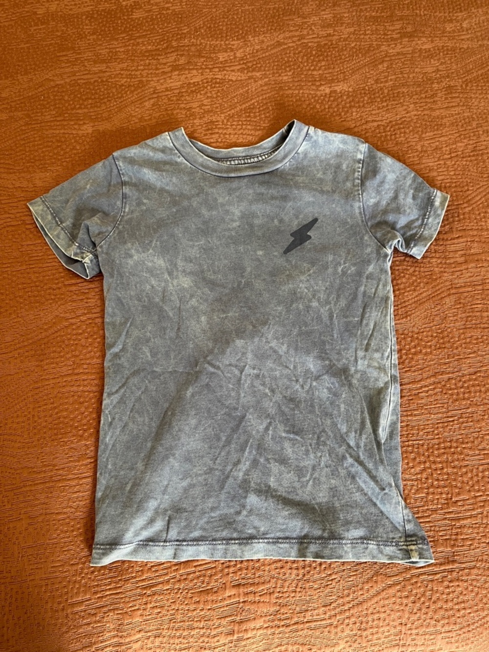 Kids Short Sleeve Washed Gray Lightning Bolt Tee